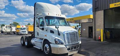 Used 2018 Freightliner Cascadia Detroit DD13 Semi Truck for sale #189917 - photo 1