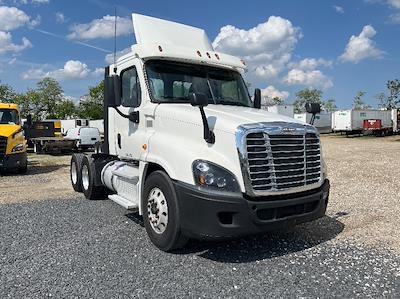 Used 2018 Freightliner Cascadia Detroit DD13 Semi Truck for sale #190964 - photo 1