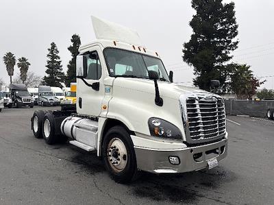 Used 2018 Freightliner Cascadia Detroit DD13 Semi Truck for sale #191464 - photo 1