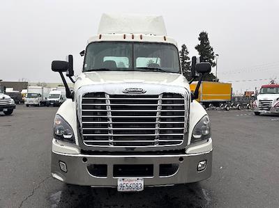 Used 2018 Freightliner Cascadia Detroit DD13 Semi Truck for sale #191464 - photo 2