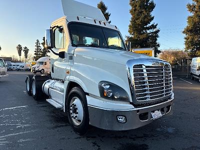 Used 2018 Freightliner Cascadia Detroit DD13 Semi Truck for sale #191468 - photo 1