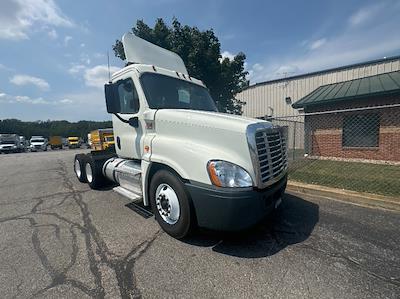 Used 2018 Freightliner Cascadia Detroit DD13 Semi Truck for sale #192953 - photo 1