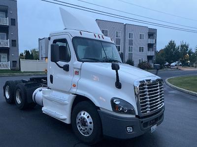 Used 2018 Freightliner Cascadia Detroit DD13 Semi Truck for sale #193125 - photo 1