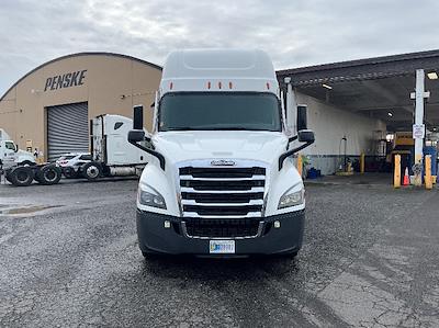 Used 2023 Freightliner Cascadia Detroit DD13 Semi Truck with Sleeper Cab for sale #193222 - photo 2