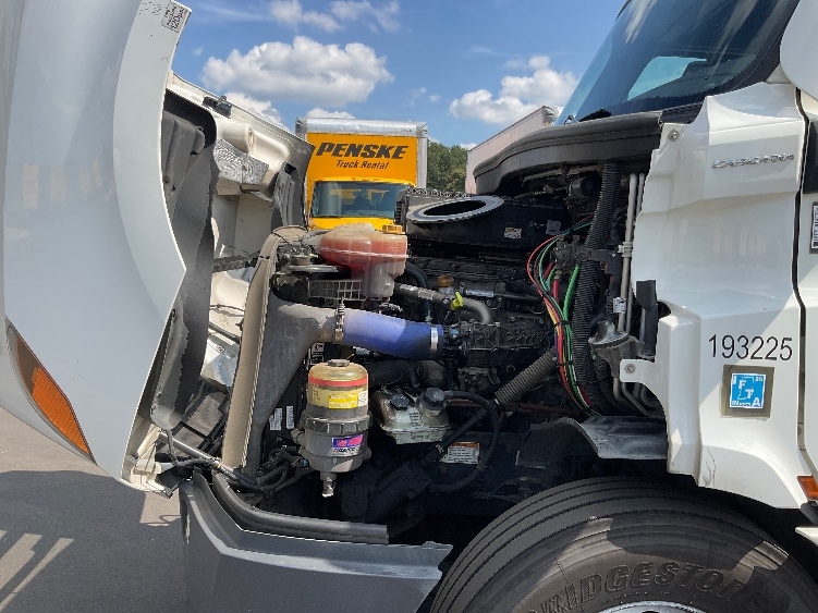 Used 2023 Freightliner Cascadia - photo 22