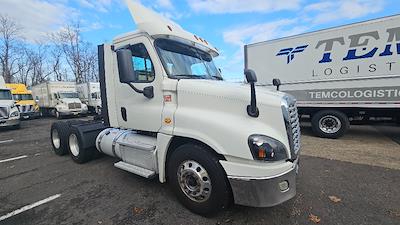 Used 2018 Freightliner Cascadia Detroit DD15AT Semi Truck for sale #193325 - photo 1