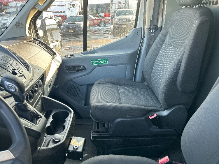 Used 2018 Ford Transit 350 - photo 18