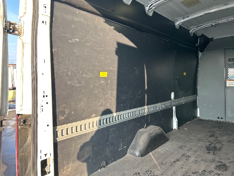 Used 2018 Ford Transit 350 - photo 11