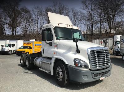 Used 2018 Freightliner Cascadia Detroit DD13 Semi Truck for sale #194755 - photo 1