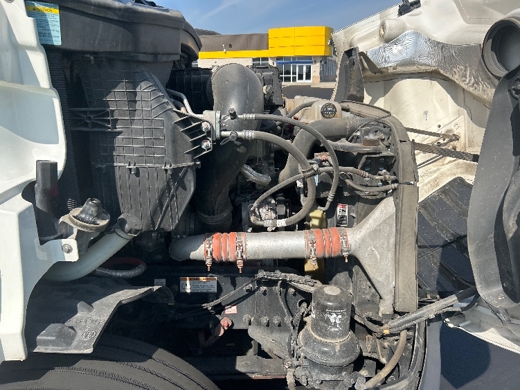 Used 2023 Freightliner Cascadia - photo 22