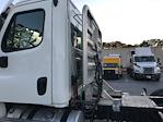 Used 2018 Freightliner Cascadia Detroit DD15AT Semi Truck for sale #195632 - photo 17