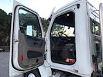 Used 2018 Freightliner Cascadia Detroit DD15AT Semi Truck for sale #195632 - photo 9