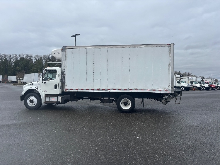 Used 2018 Freightliner M2 106 - photo 6