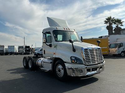 Used 2018 Freightliner Cascadia Detroit DD13 Semi Truck for sale #196681 - photo 1