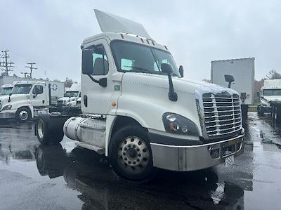 Used 2018 Freightliner Cascadia Detroit DD13 Semi Truck for sale #197037 - photo 1