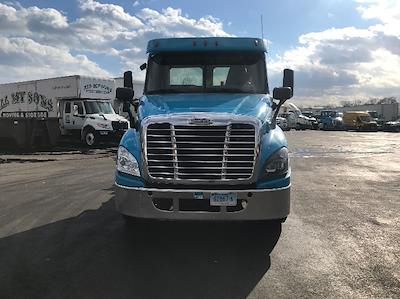 Used 2018 Freightliner Cascadia Detroit DD13 Semi Truck for sale #197212 - photo 2