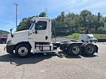 Used 2017 Freightliner Cascadia Detroit DD13 Semi Truck for sale #197247 - photo 4