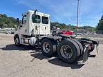 Used 2017 Freightliner Cascadia Detroit DD13 Semi Truck for sale #197247 - photo 5