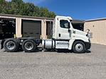 Used 2017 Freightliner Cascadia Detroit DD13 Semi Truck for sale #197247 - photo 8