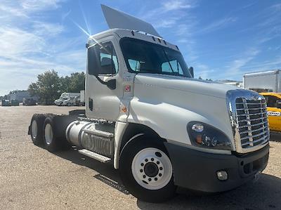 Used 2018 Freightliner Cascadia Detroit DD13 Semi Truck for sale #197445 - photo 1