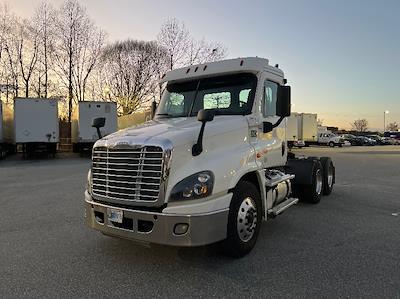 Used 2017 Freightliner Cascadia Detroit DD13 Semi Truck for sale #198518 - photo 1