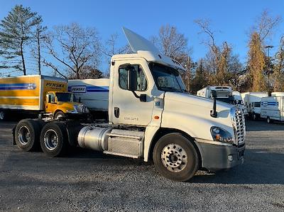 Used 2018 Freightliner Cascadia Detroit DD13 Semi Truck for sale #198770 - photo 1