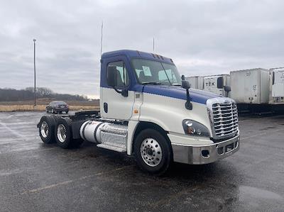 Used 2018 Freightliner Cascadia Detroit DD13 Semi Truck for sale #200565 - photo 1