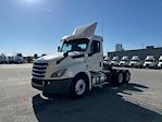 Used 2018 Freightliner Cascadia Detroit DD13 Semi Truck for sale #201200 - photo 3
