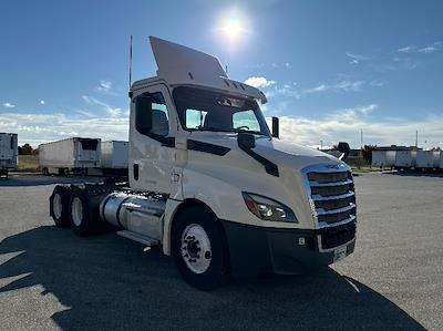 Used 2018 Freightliner Cascadia Detroit DD13 Semi Truck for sale #201202 - photo 1