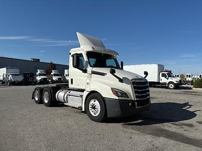 Used 2018 Freightliner Cascadia Detroit DD13 Semi Truck for sale #201207 - photo 1