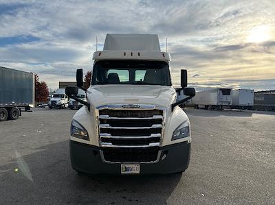 Used 2018 Freightliner Cascadia Detroit DD13 Semi Truck for sale #201212 - photo 2