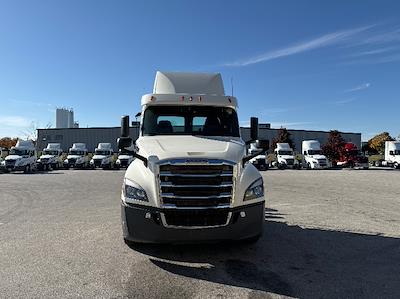 Used 2018 Freightliner Cascadia Detroit DD13 Semi Truck for sale #201218 - photo 2