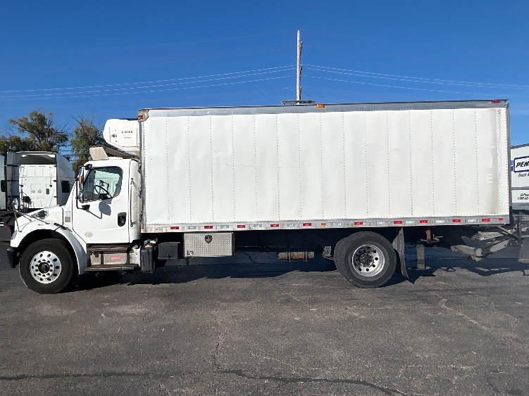 Used 2018 Freightliner M2 106 - photo 6
