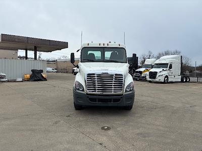 Used 2018 Freightliner Cascadia Detroit DD13 Semi Truck for sale #201374 - photo 2