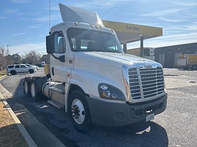 Used 2018 Freightliner Cascadia Detroit DD13 Semi Truck for sale #201872 - photo 1