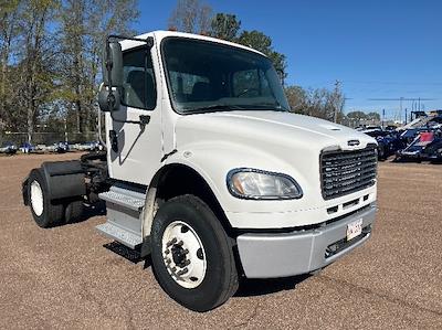 Used 2020 Freightliner M2 106 - photo 1