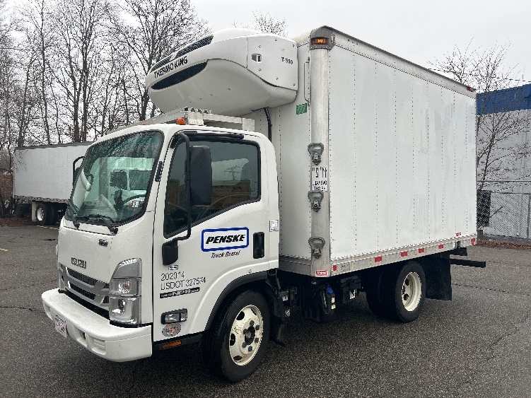 Used 2023 Isuzu NPR-XD - photo 5