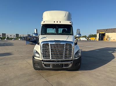 Used 2018 Freightliner Cascadia Detroit DD15AT Semi Truck for sale #202189 - photo 2