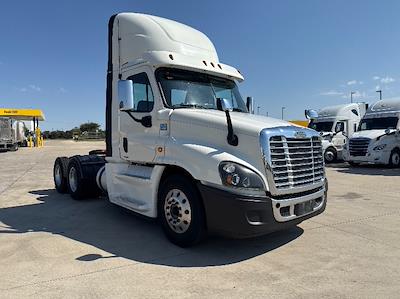 Used 2018 Freightliner Cascadia Detroit DD15AT Semi Truck for sale #202190 - photo 1