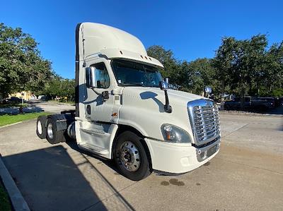 Used 2018 Freightliner Cascadia Detroit DD15AT Semi Truck for sale #202191 - photo 1