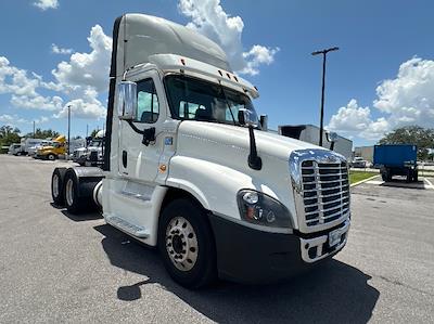 Used 2018 Freightliner Cascadia Detroit DD15AT Semi Truck for sale #202193 - photo 1