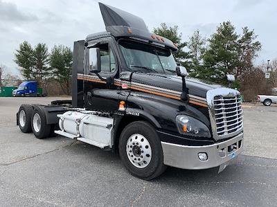 Used 2018 Freightliner Cascadia Detroit DD15AT Semi Truck for sale #202389 - photo 1