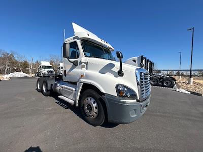 Used 2018 Freightliner Cascadia Detroit DD13 Semi Truck for sale #202527 - photo 1