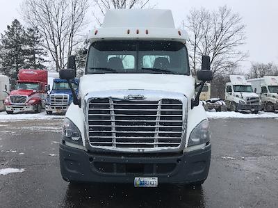 Used 2018 Freightliner Cascadia Detroit DD13 Semi Truck for sale #202642 - photo 2