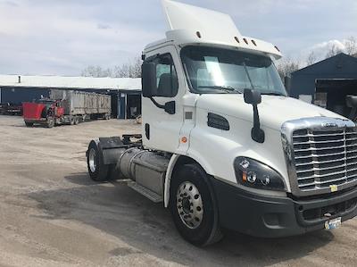 Used 2018 Freightliner Cascadia Detroit DD13 Semi Truck for sale #202646 - photo 1