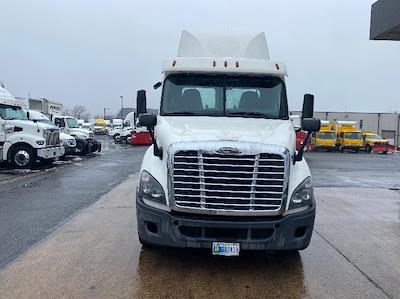 Used 2018 Freightliner Cascadia Detroit DD13 Semi Truck for sale #202649 - photo 2