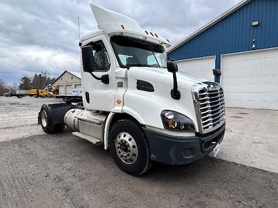 Used 2018 Freightliner Cascadia Detroit DD13 Semi Truck for sale #202653 - photo 1