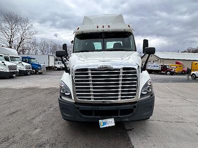 Used 2018 Freightliner Cascadia Detroit DD13 Semi Truck for sale #202653 - photo 2