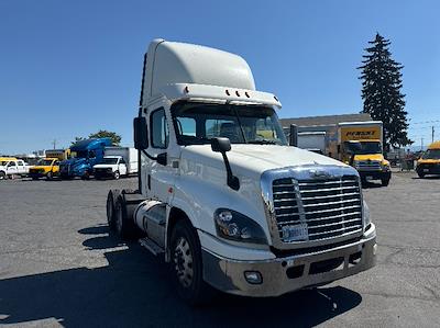Used 2018 Freightliner Cascadia Detroit DD13 Semi Truck for sale #202681 - photo 1