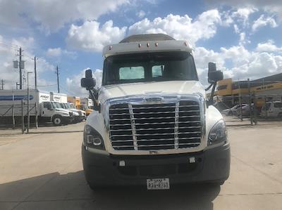 Used 2019 Freightliner Cascadia Detroit DD13 Semi Truck for sale #203298 - photo 2